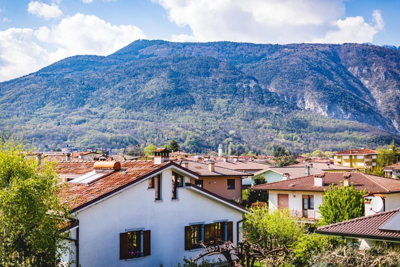 Appartamento Borgo Peschiere Maniago Exterior photo